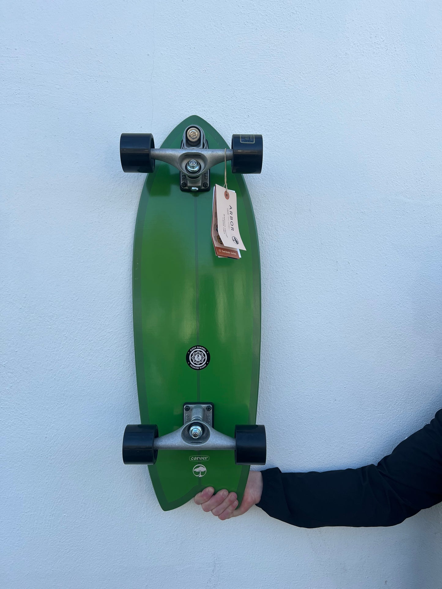 Arbor C7 Black Rose MFG 30.75in Surfskate