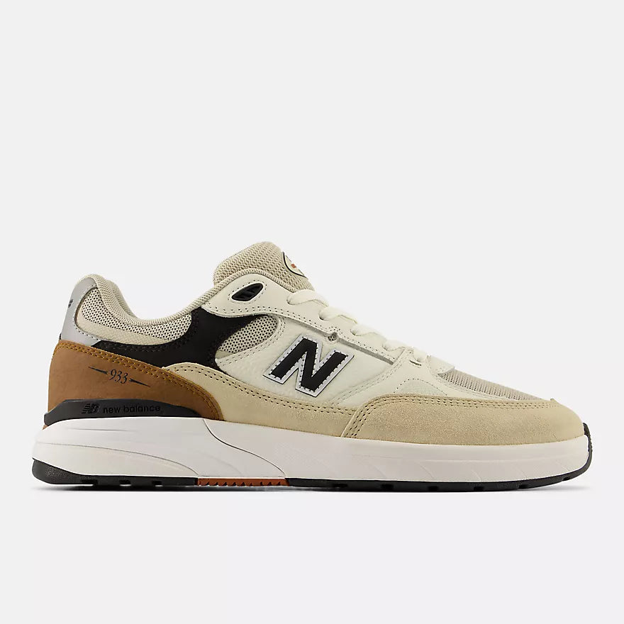New Balance Numeric Andrew Reynolds 933 Shoes - Quicksand with Sea Salt