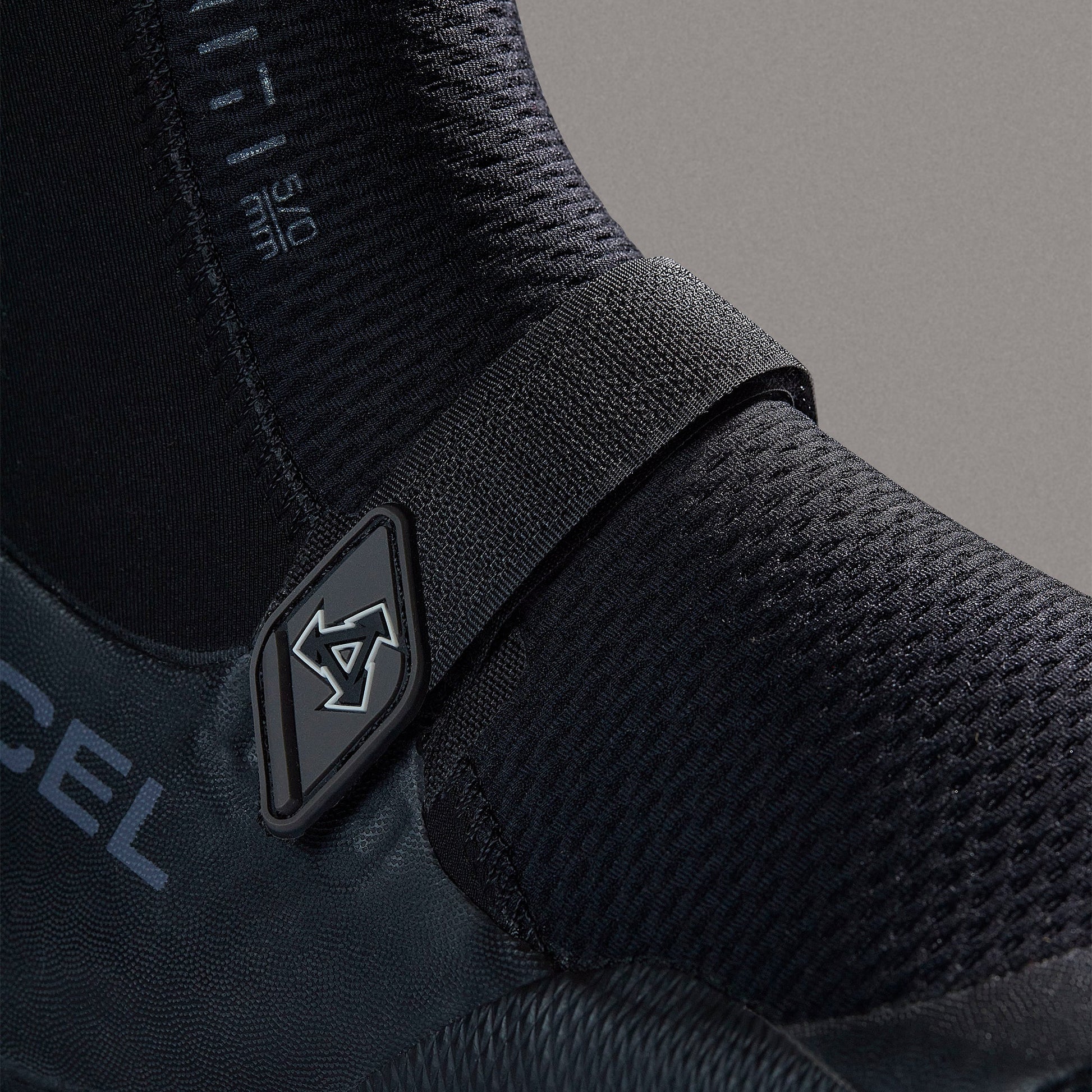 Velcro Strap design 