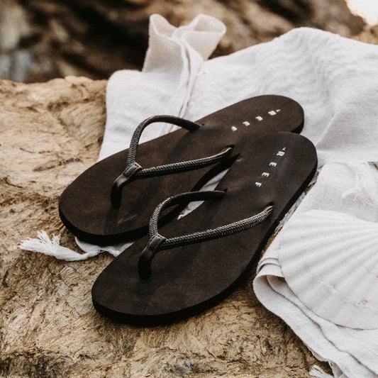 Reef Women's Bliss Bling Fling Sandals - Black