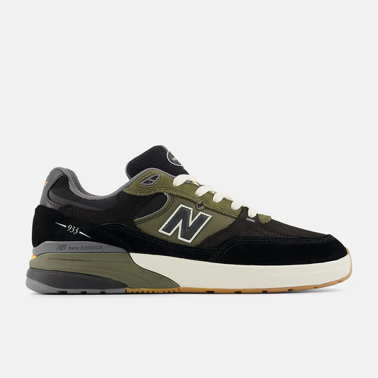 NB Numeric Andrew Reynolds 933 Shoes